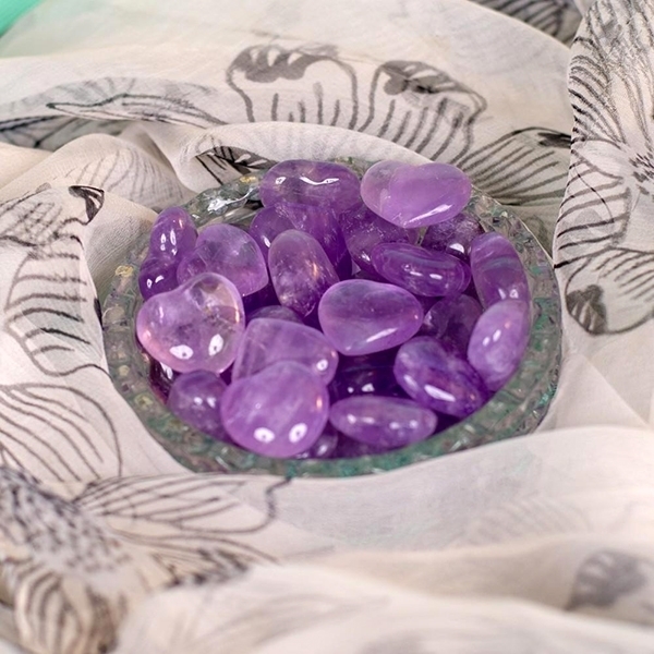 Picture of Amethyst Mini Heart Stones