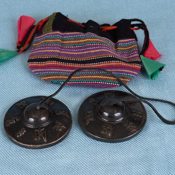 Picture of Tibetan Tingshas w/Om Mantra