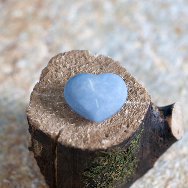 Picture of Angelite Heart