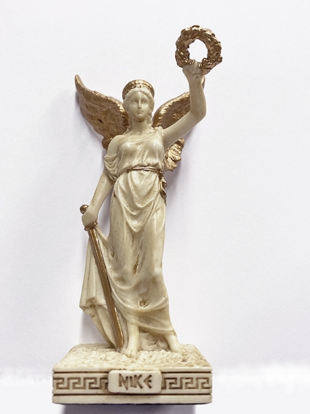 Picture of Victory statue 3.75" ivory and gold color